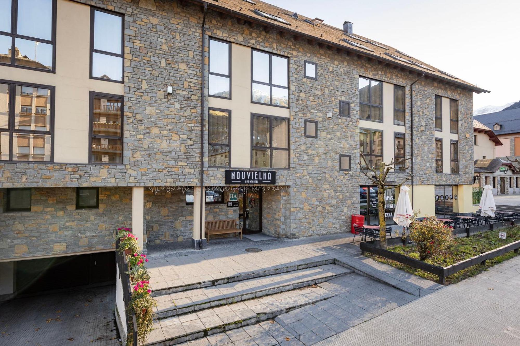 Aparthotel Nou Vielha e Mijaran Exterior foto